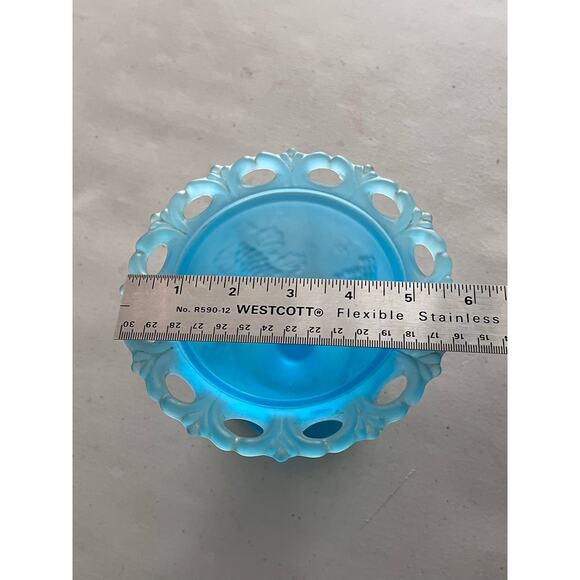 Indiana Glass Frosted Blue Mist Laced Edge Candy Dish & Lid Grape Harvest VTG - Picture 5 of 6